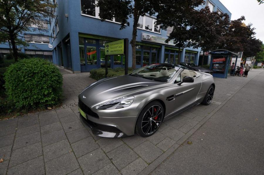  Aston Martin Vanquish Volante by Print Tech 2014 года  (фото 1 из 8)